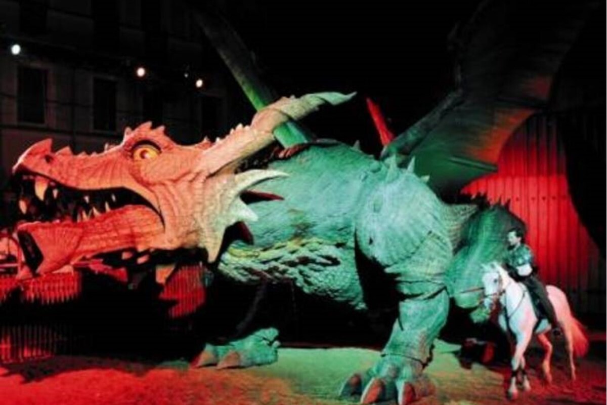 Zollner builds world's largest four-legged robot  and it's a dragon